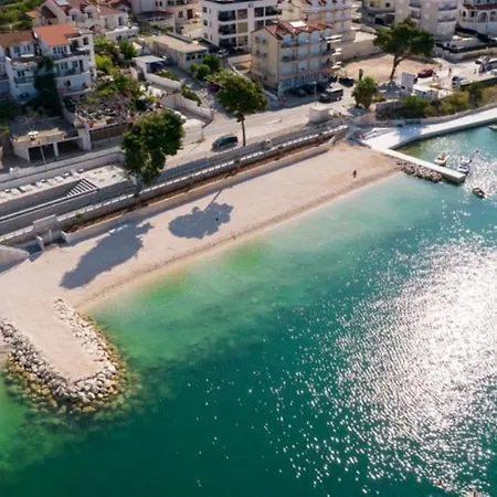 Lägenhet Mikola With Sea View Trogir