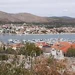Mikola With Sea View Appartement *