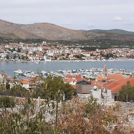 Mikola With Sea View Daire *